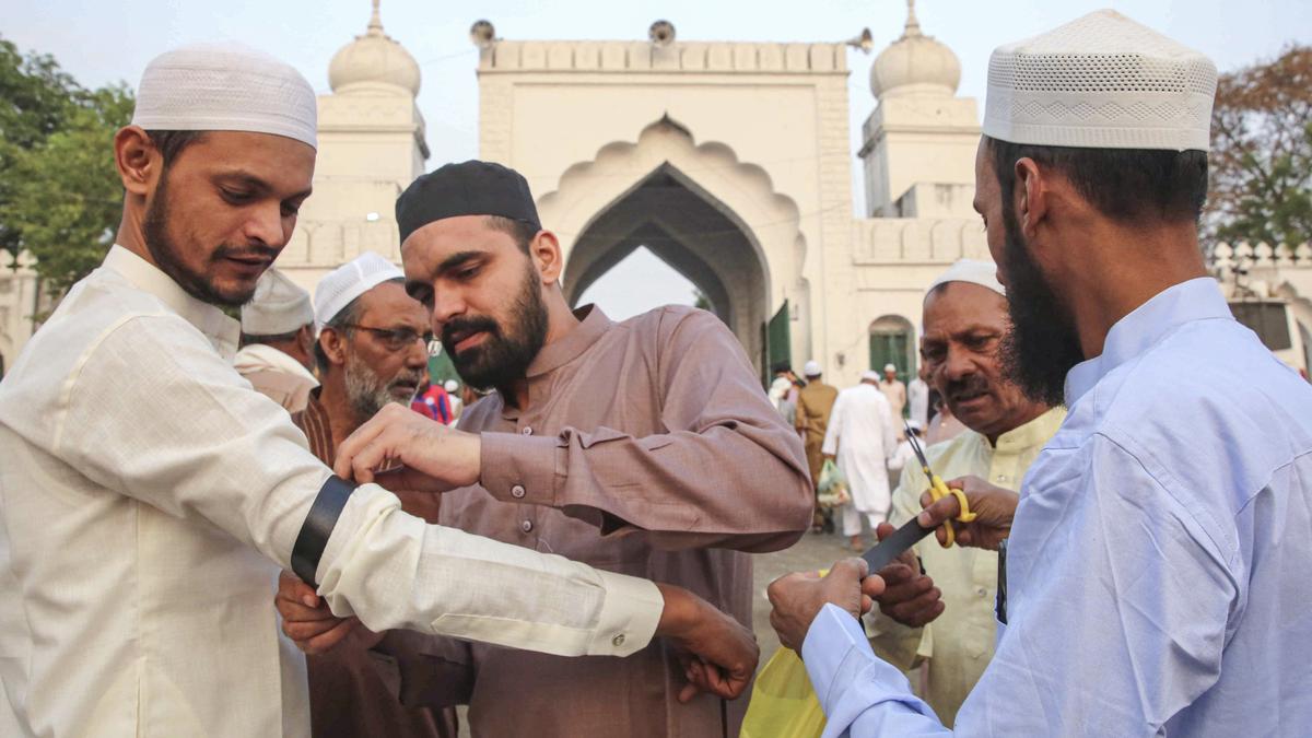 Eid in Bhopal marked by black bands against Waqf Bill, Palestine placards
